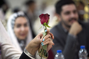 ترویج بیبند و باری و نابودی بنیان اعتماد خانواده با «تست خیانت»