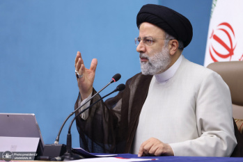 در دنیای ارتباطات، راه صیانت از جامعه، نه ایجاد محدودیت، بلکه هدایت فرهنگی است